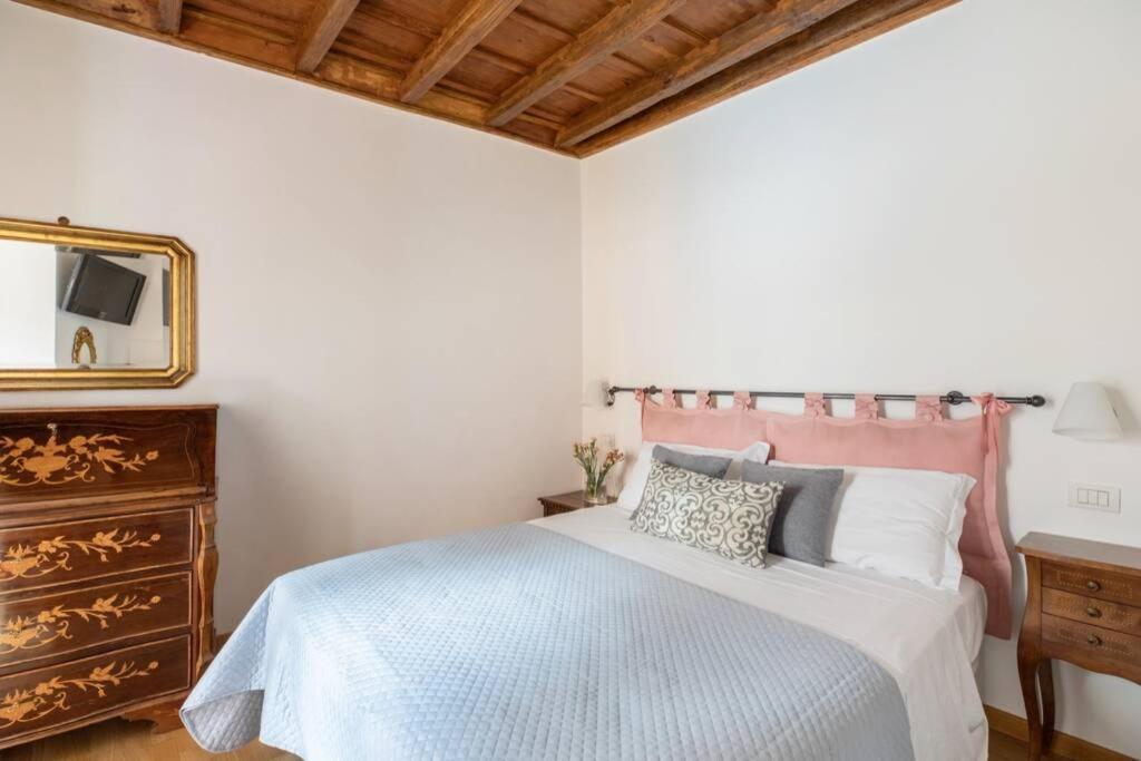 Iflat Via Del Corso Elegant Appartement *